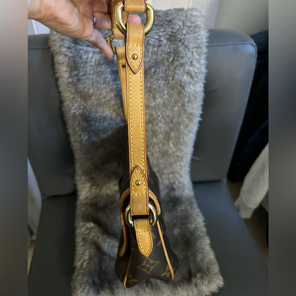 Louis Vuitton TIKAL Monogram Shoulder Bag - Picture 11 of 14